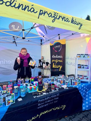 🎣 Dnes velká akce u Oder! Výlov rybníka, vůně podzimu a... naše káva nesmí chybět ☕️✨ Jsme tu celý den s kávou na všechny...