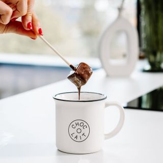 Čokolády Chocolait ve slevě 🍫✨ Dopřejte si chvilku sladkého klidu s čokoládou, která se dokonale hodí k vaší oblíbené kávě...