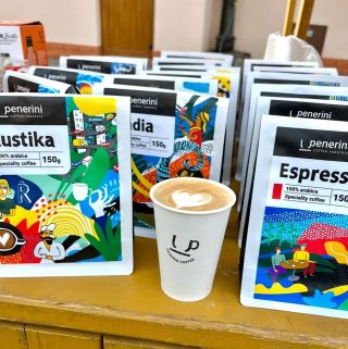 🍷 Opět se vydáváme na cesty! Tentokrát se na vás moc těšíme 28. 11. na krásné vinné akci Vinfest v Besedním domě v Brně. ✨...