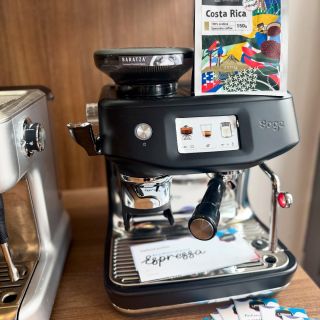 🎄☕ Perfektní dárek pod stromeček? Jednoznačně kávovar SAGE! Stylový design, dokonalá extrakce a káva jako z kavárny –...